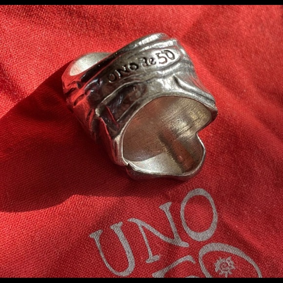 UNO de 50 Eye Of The Crocodile Ring 5.5 Small Swarovski Elements Silver Plated - Picture 2 of 4